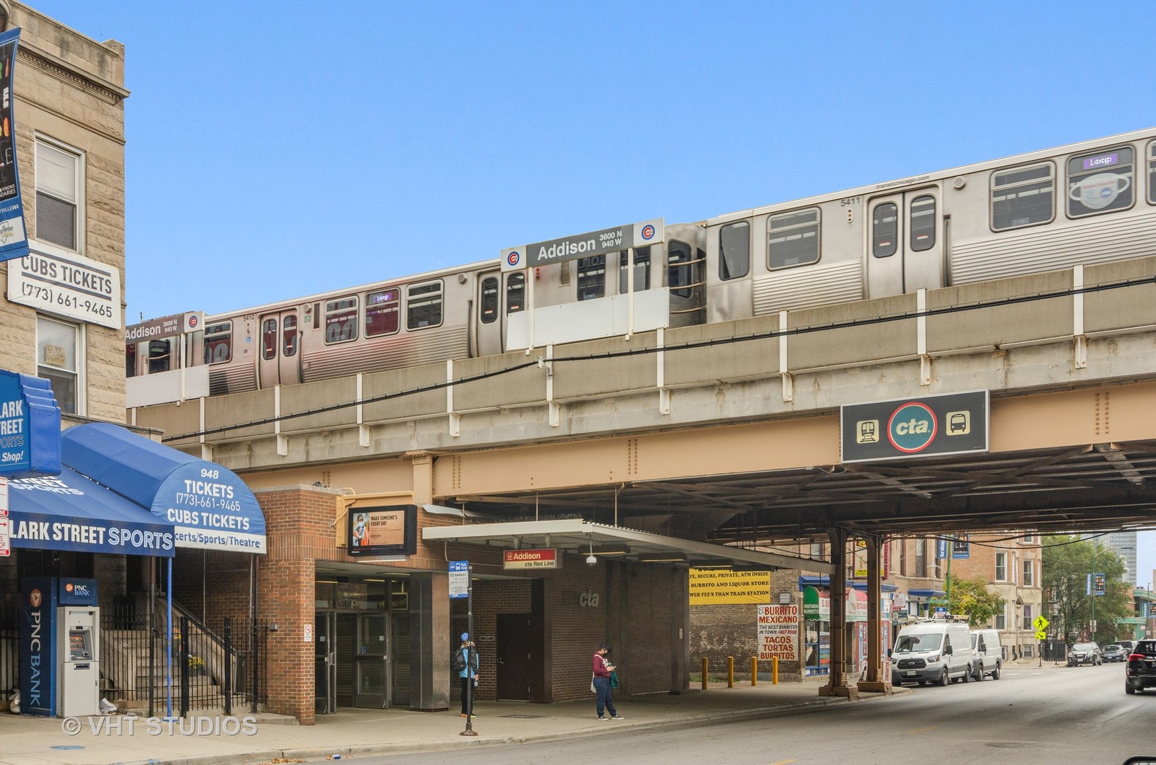 1137 West Addison Street, Unit 2 Chicago, IL 60613 - Photo 17 of 19 a front view of a building with street