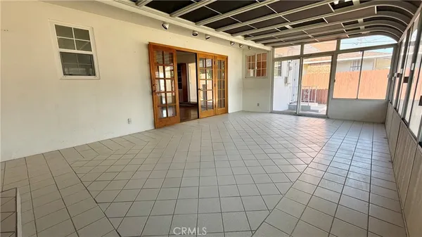 $1,150,000 | 1048 East 45th Way, Long Beach, CA 90807