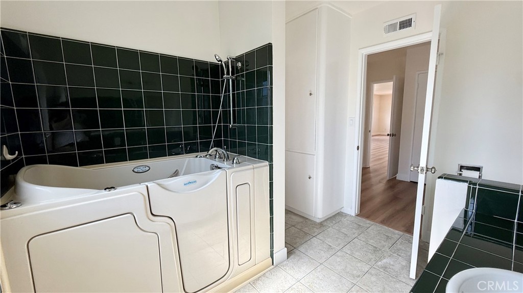1048 East 45th Way Long Beach, CA 90807 - Photo 18 of 26
