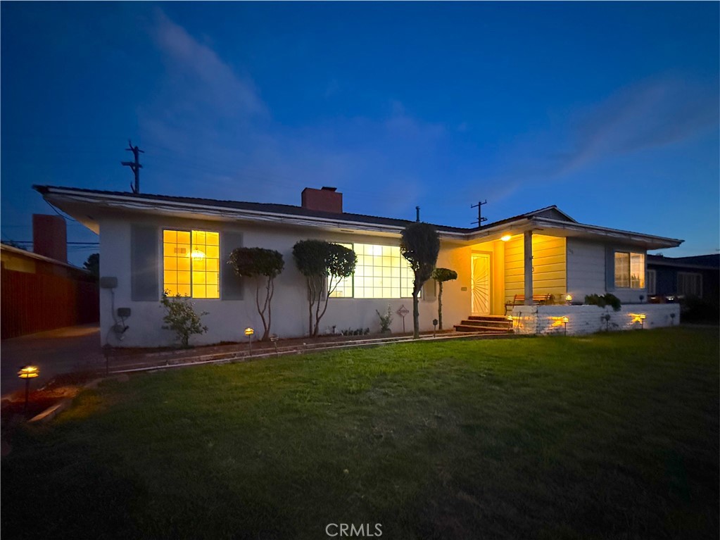 1048 East 45th Way Long Beach, CA 90807 - Photo 2 of 26