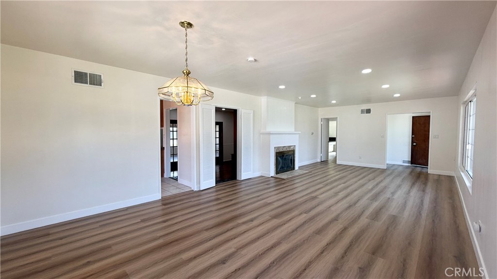 1048 East 45th Way Long Beach, CA 90807 - Photo 7 of 26