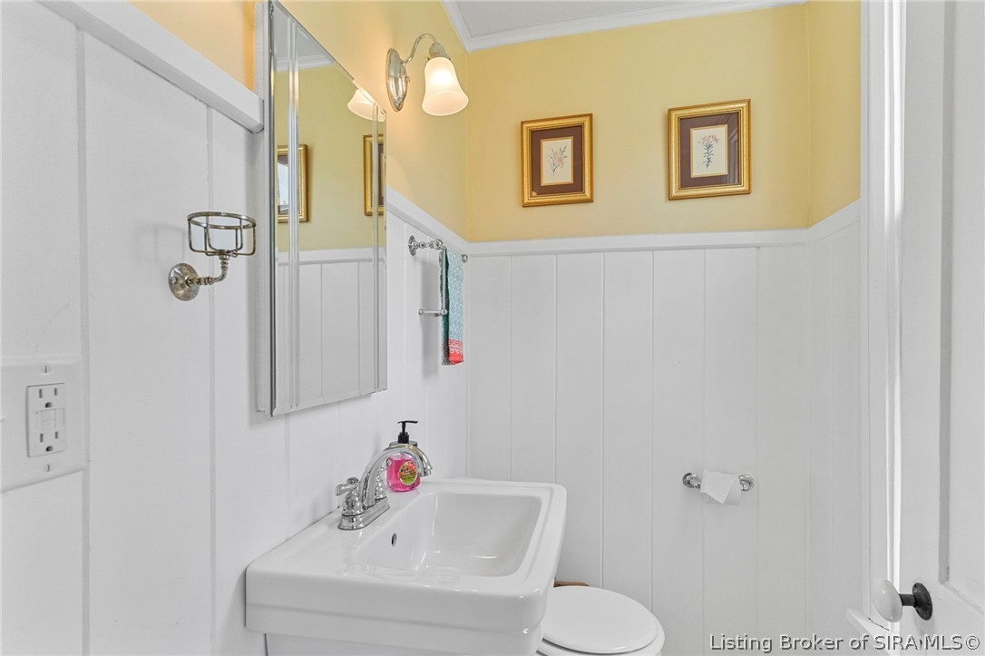 119 Madison Avenue Hanover, IN 47243 - Photo 21 of 36