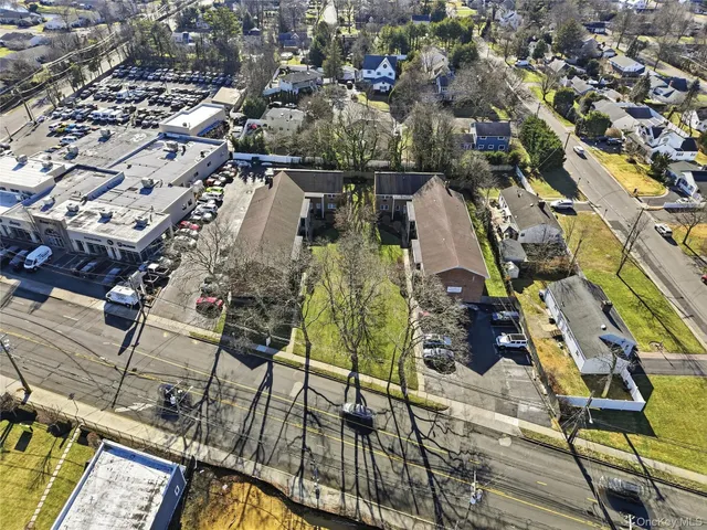 $265,000 | 297 Merrick Road, Unit D 1, Amityville, NY 11701