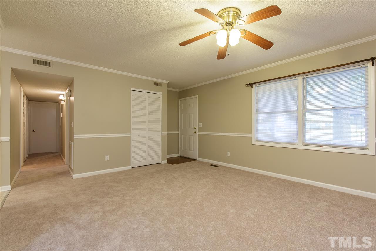 2002 Rendall Street Burlington, NC 27215 - Photo 4 of 24 Gallery Image 4