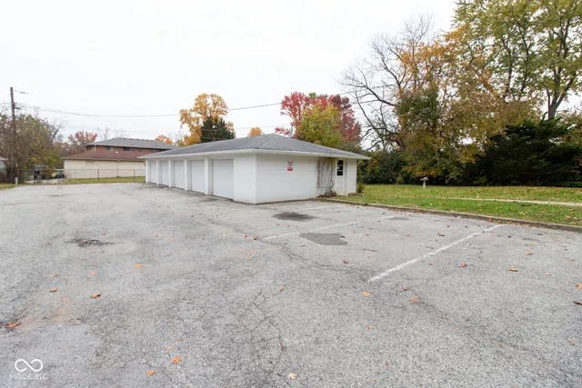 $925 | 5918 Devington Road, Unit C, Indianapolis, IN 46226