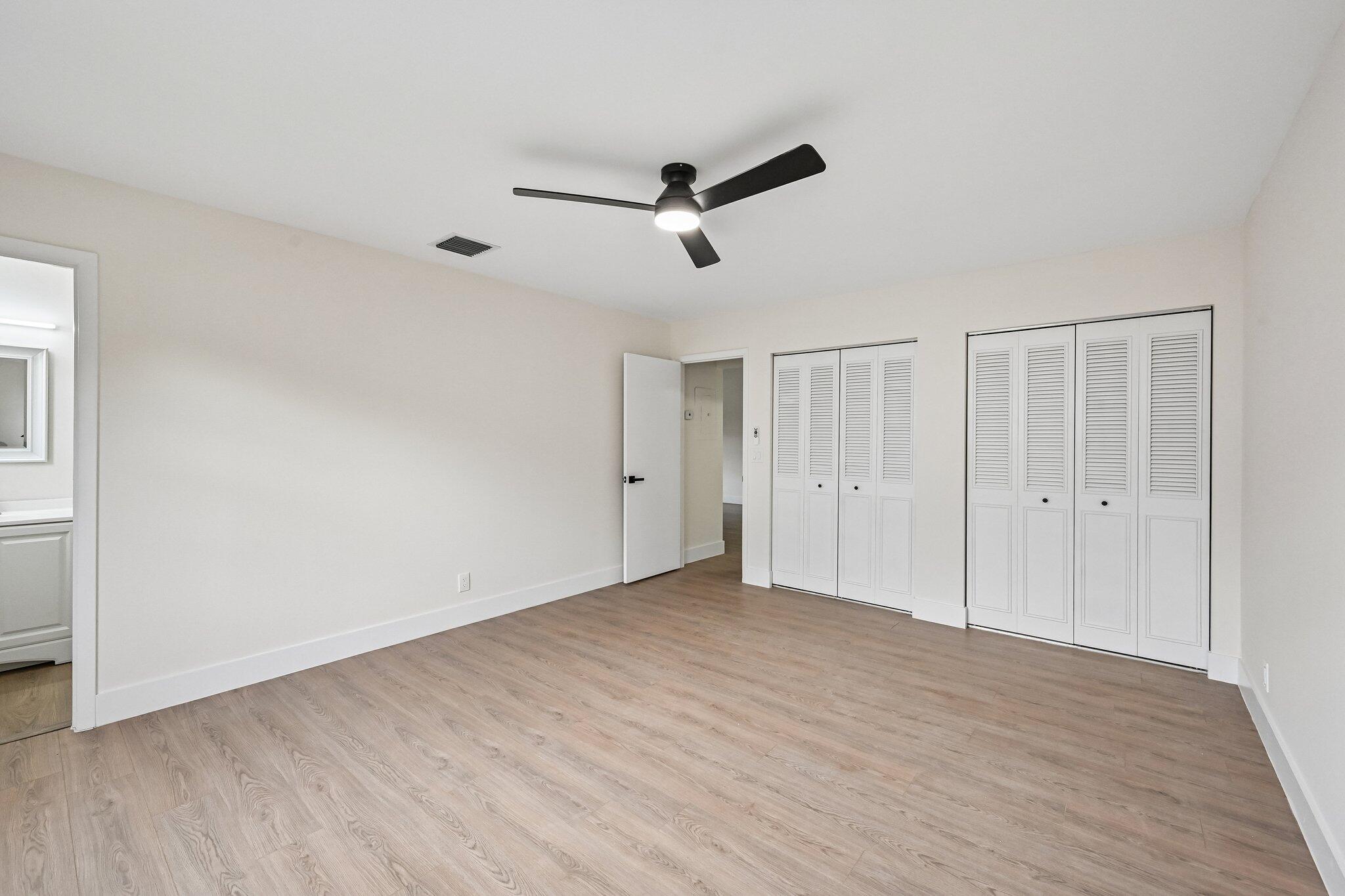 9095 Southeast Hobe Ridge Avenue Hobe Sound, FL 33455 - Photo 11 of 19 16-web-or-mls-SE Hobe Ridge Ave-S2905-01
