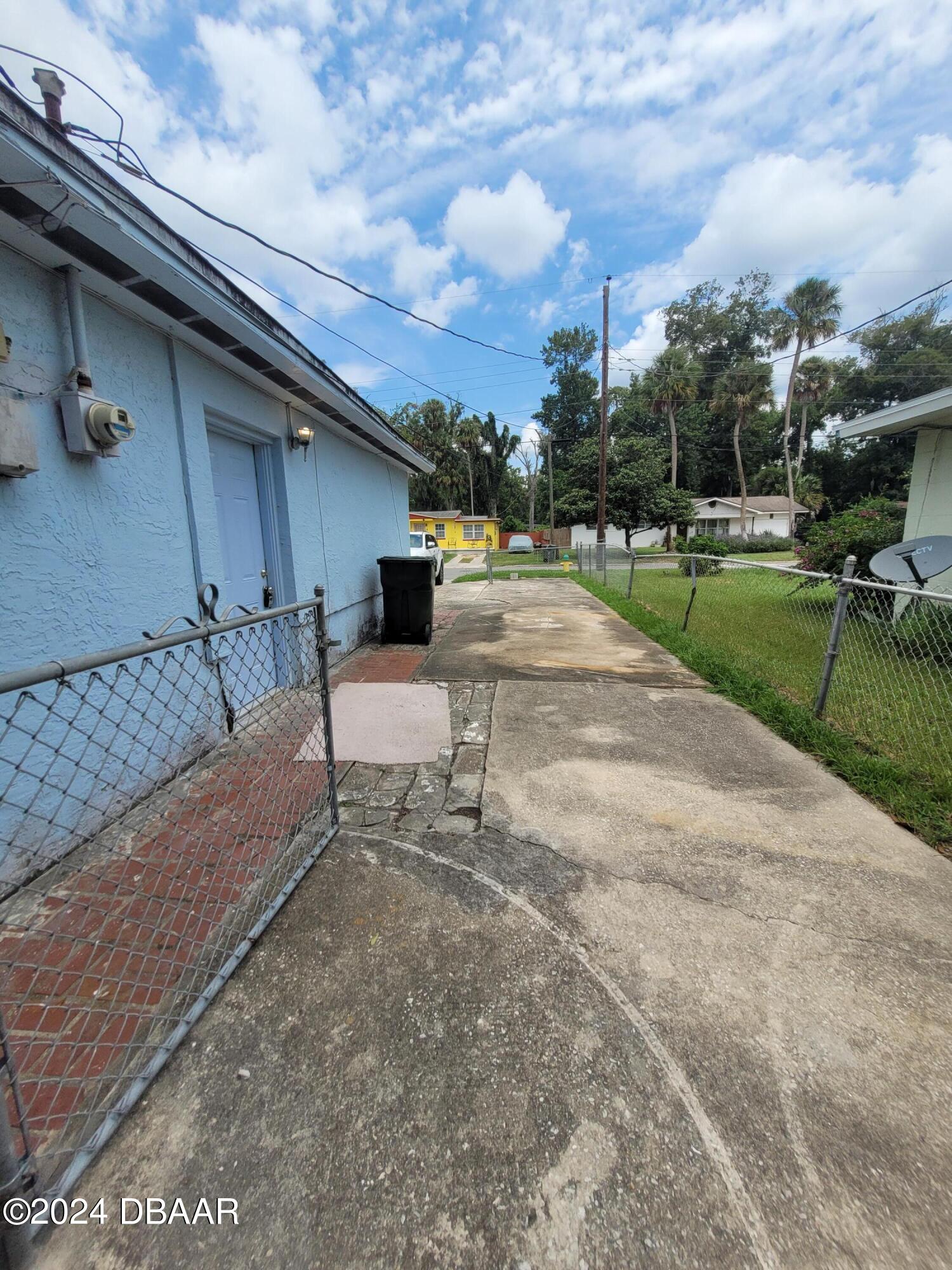 1061 Peter Road Daytona Beach, FL 32114 - Photo 28 of 33 20240819_122435