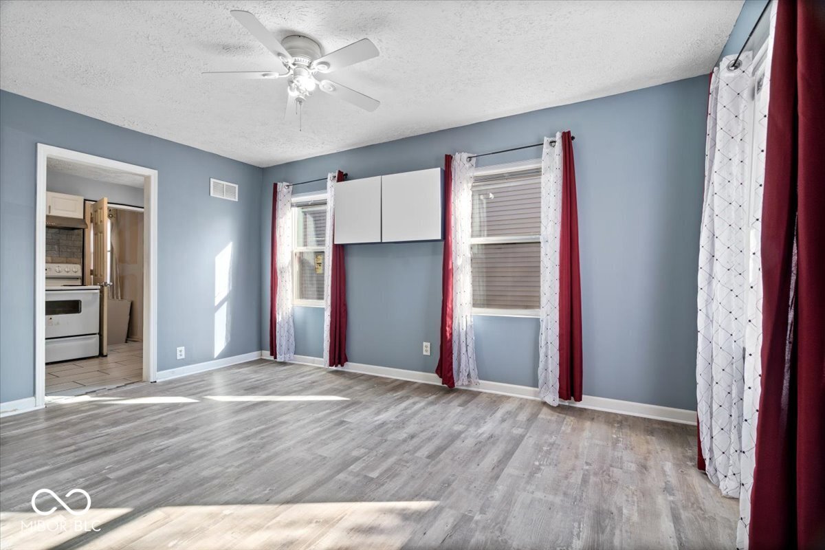 538 West 28th Street Indianapolis, IN 46208 - Photo 9 of 29