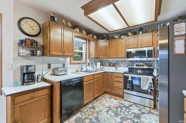 $264,900 | 2106 Logan Court, Kendallville, IN 46755