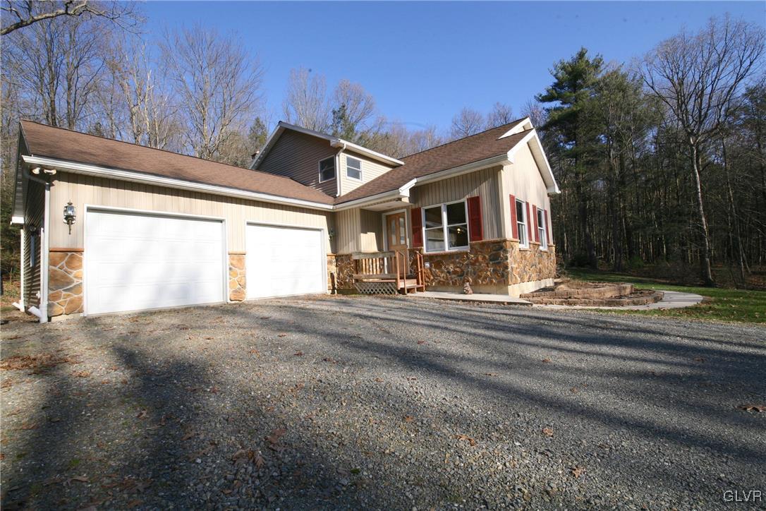 916 Dinkey Road Lehighton, PA 18235 - Photo 3 of 37 Gallery Image 3