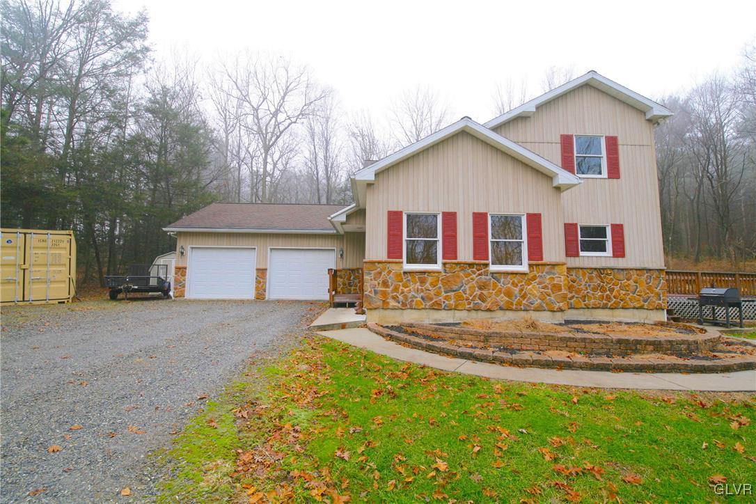 916 Dinkey Road Lehighton, PA 18235 - Photo 4 of 37 Gallery Image 4