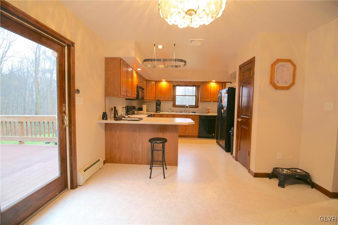 916 Dinkey Road Lehighton, PA 18235 - Photo 9 of 37 Gallery Image 9