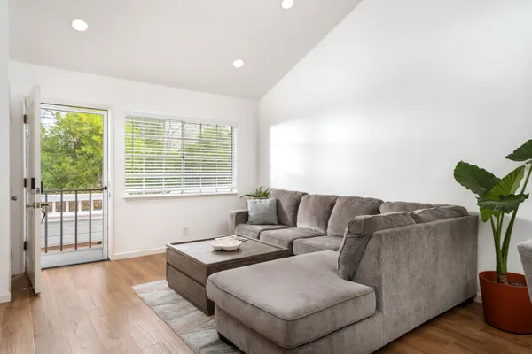 $775,000 | 7610 Hollister Avenue, Unit 317, Goleta, CA 93117