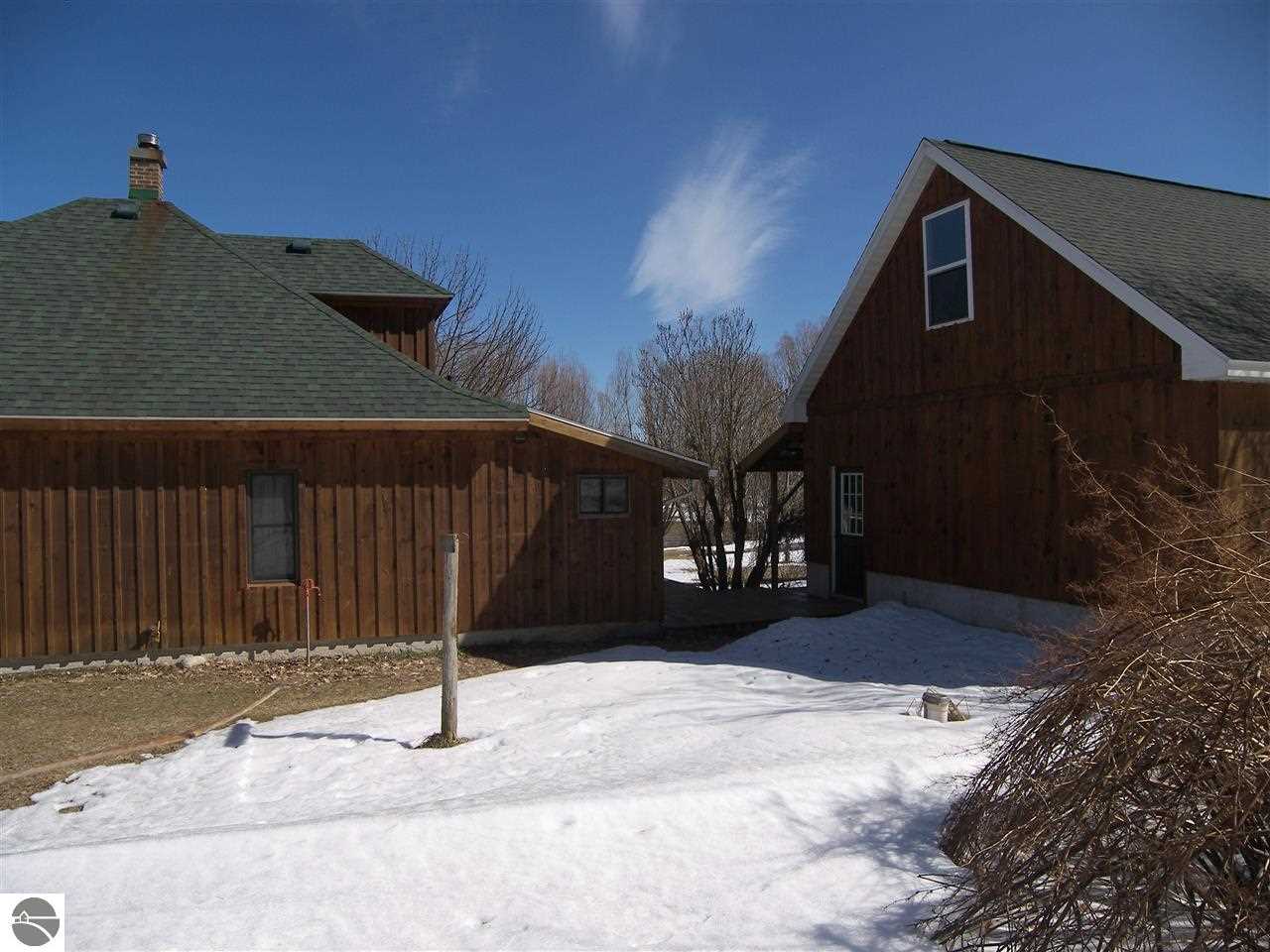 10470 South Cedar Road Cedar, MI 49621 - Photo 76 of 81 1796339-75.JPG