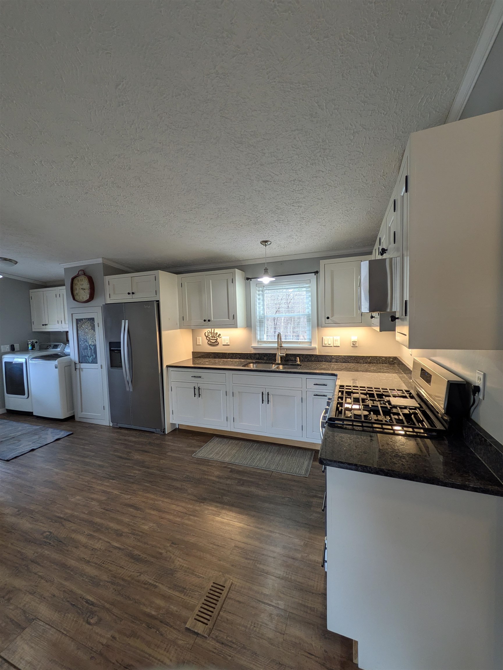 11 Corn Hill Road Boscawen, NH 03303 - Photo 14 of 33