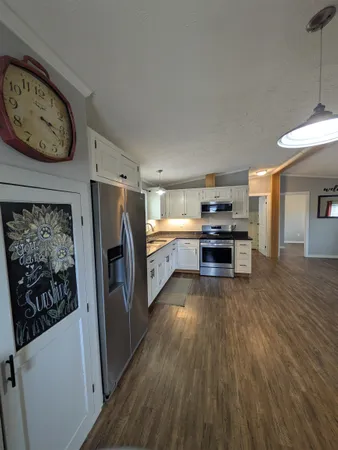 $2,400 | 11 Corn Hill Road, Boscawen, NH 03303