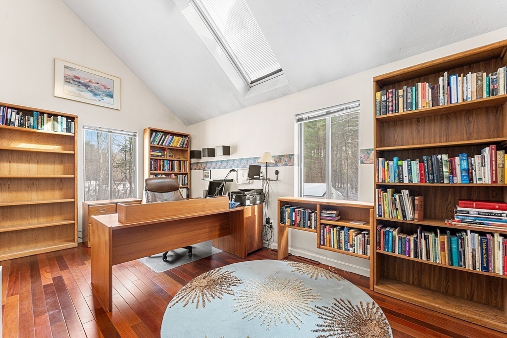 28 Johnson Road Sutton, MA 01590 - Photo 12 of 25