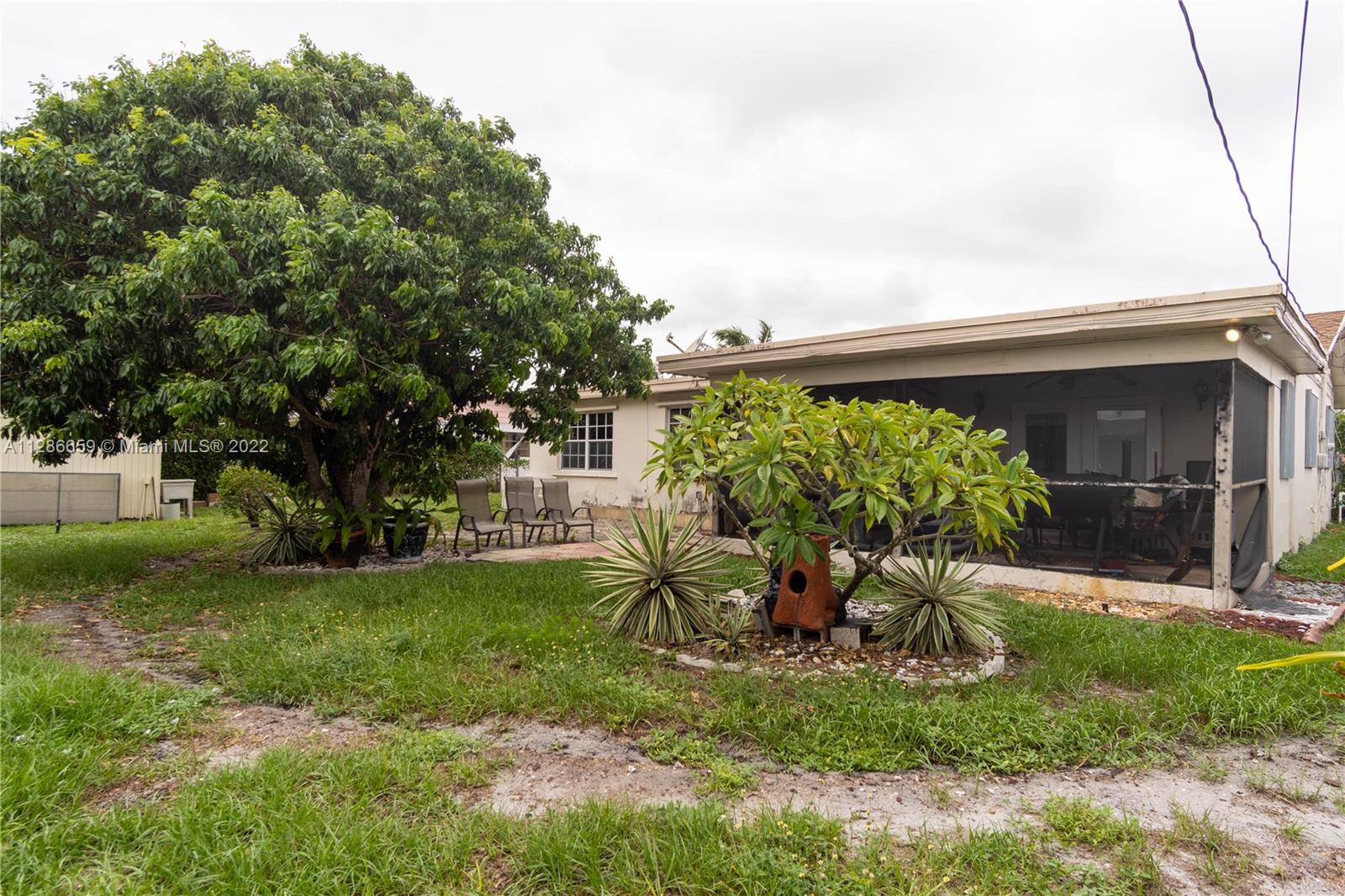 391 West 36th Street Riviera Beach, FL 33404 - Photo 4 of 29 Gallery Image 4