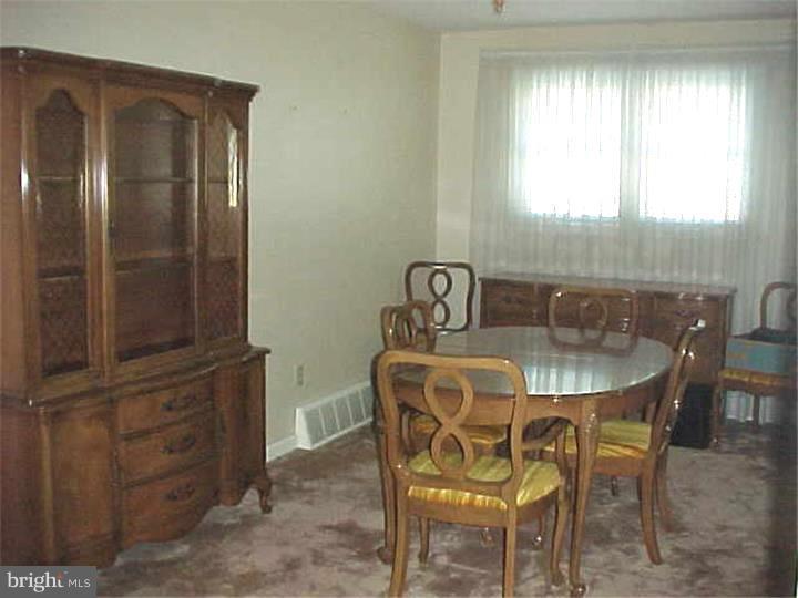 122 Beechwood Road Brookhaven, PA 19015 - Photo 3 of 16 Gallery Image 3