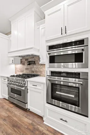 $859,900 | 6576 Liberty Street, Navarre, FL 32566