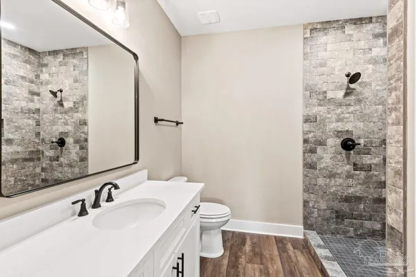 $859,900 | 6576 Liberty Street, Navarre, FL 32566