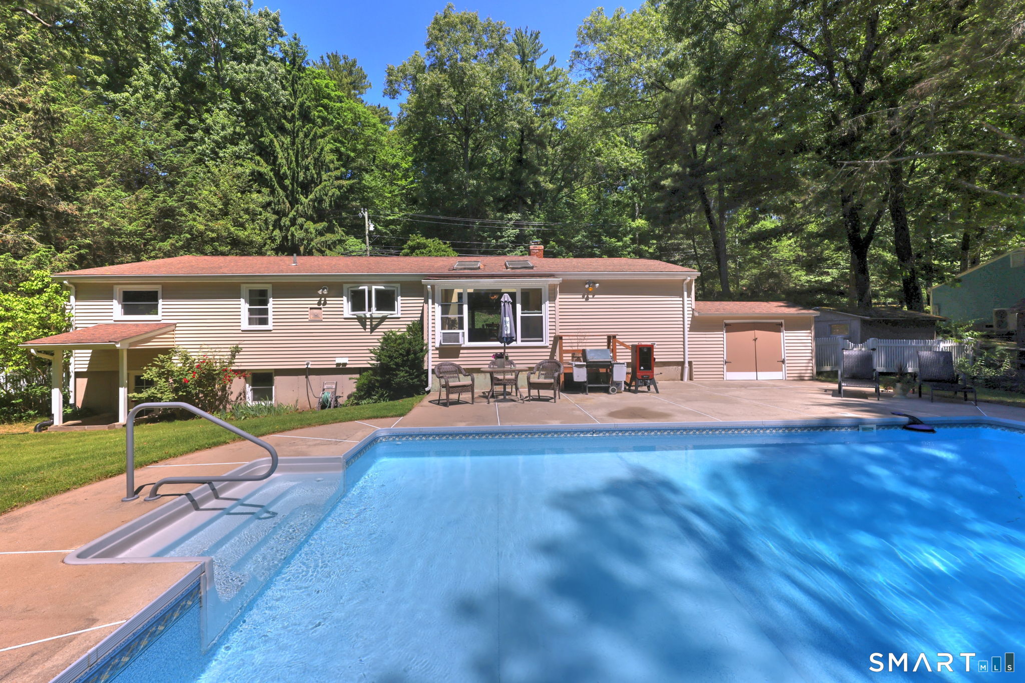 37 Deer Park Road Simsbury, CT 06089 - Photo 32 of 36