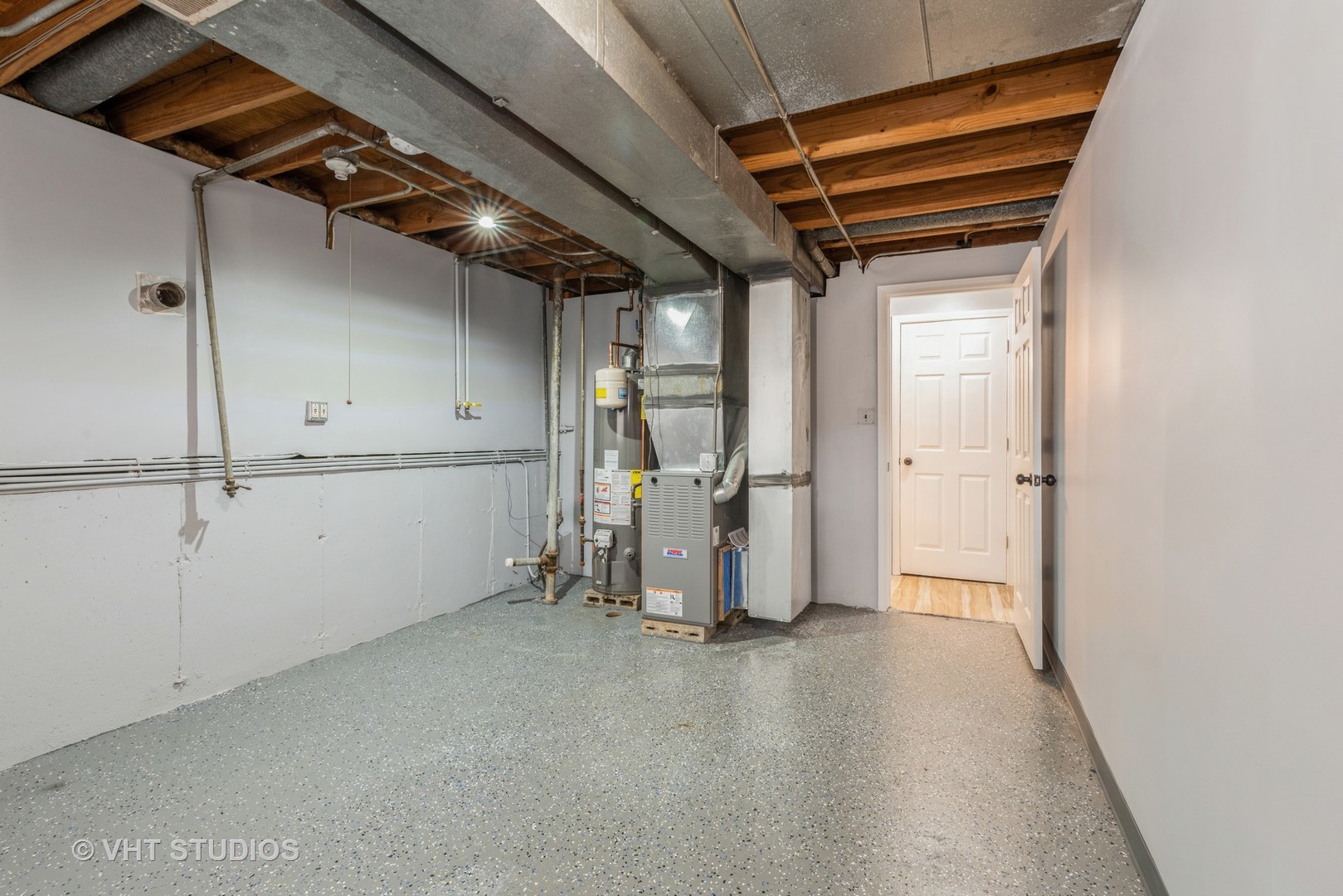 15117 Madison Avenue Dolton, IL 60419 - Photo 13 of 14 a view of empty room with wooden walls