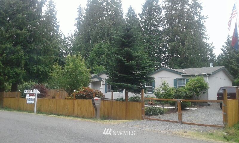 18631 Southeast 162nd Street Renton, WA 98058 - Photo 1 of 25 Gallery Image 1