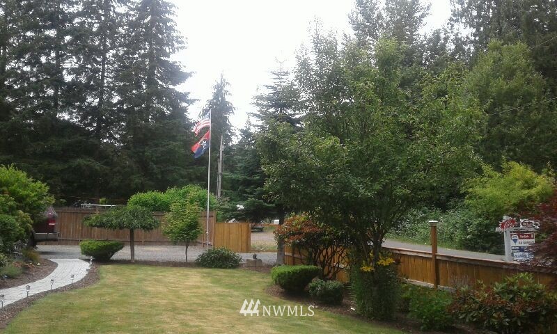 18631 Southeast 162nd Street Renton, WA 98058 - Photo 4 of 25 Gallery Image 4
