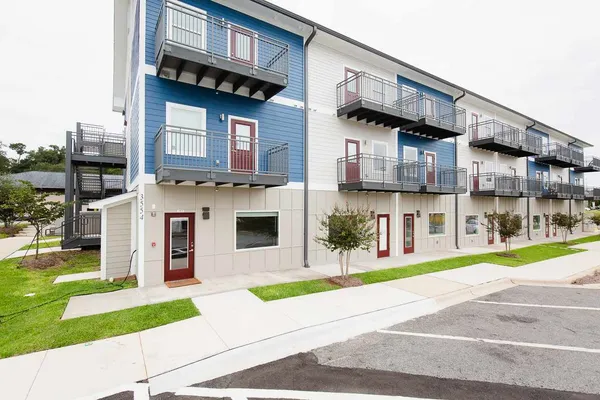 $1,395 | 3554 Austin Davis Avenue, Unit 306, Tallahassee, FL 32308