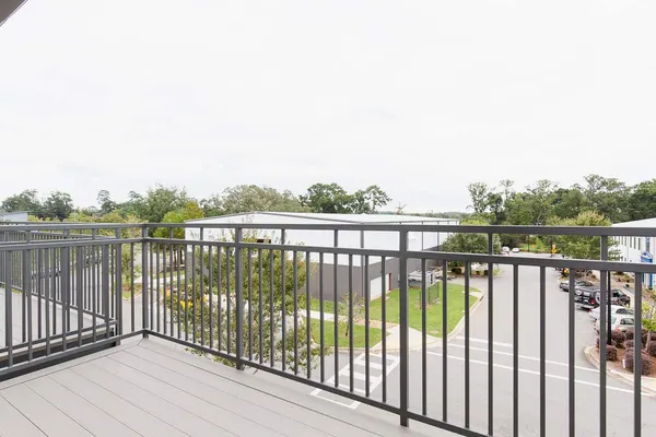 $1,395 | 3554 Austin Davis Avenue, Unit 306, Tallahassee, FL 32308