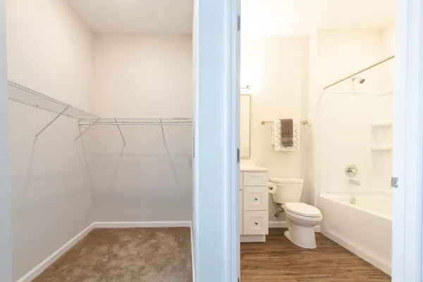 $1,395 | 3554 Austin Davis Avenue, Unit 306, Tallahassee, FL 32308