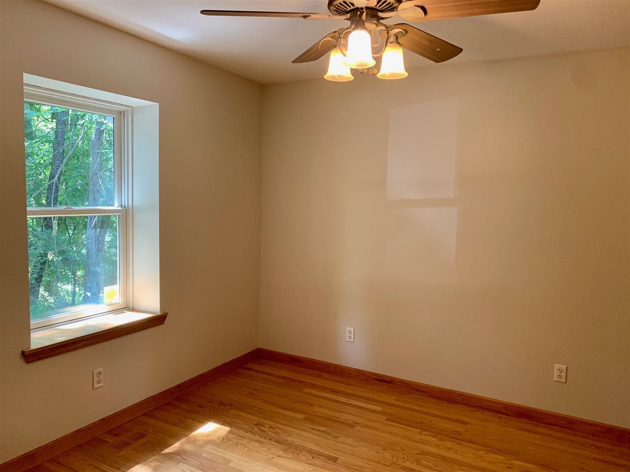 8955 West Lovejoy Road Byron, MI 48418 - Photo 10 of 33 50018896-9.JPG