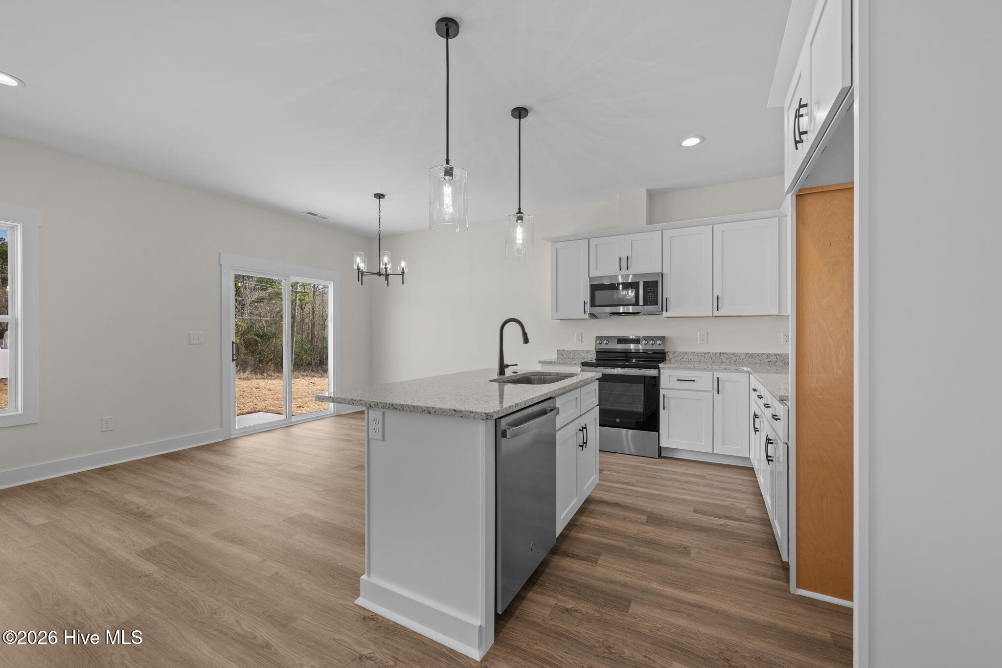 107 Maple Court Havelock, NC 28532 - Photo 15 of 39 28-web-or-mls-DSC_6584