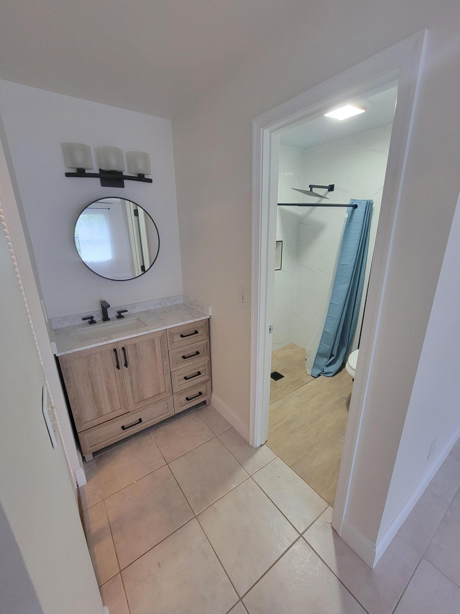 104 Arrowhead Circle Jupiter, FL 33458 - Photo 19 of 21 20251002_165236