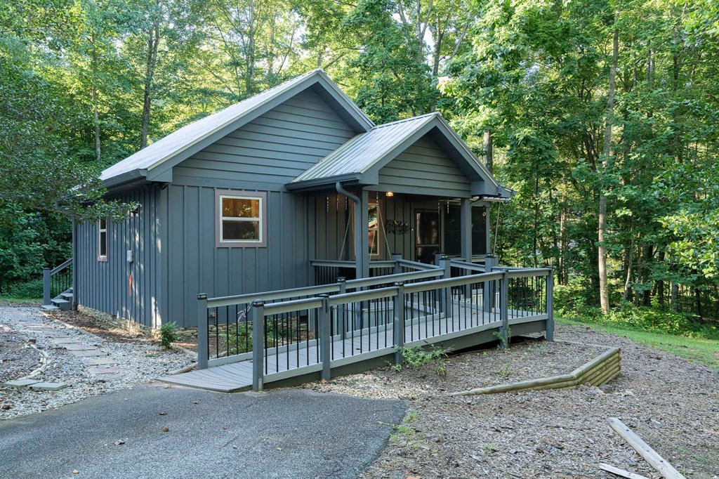 264 Chimney Ridge Blairsville, GA 30512 - Photo 2 of 39