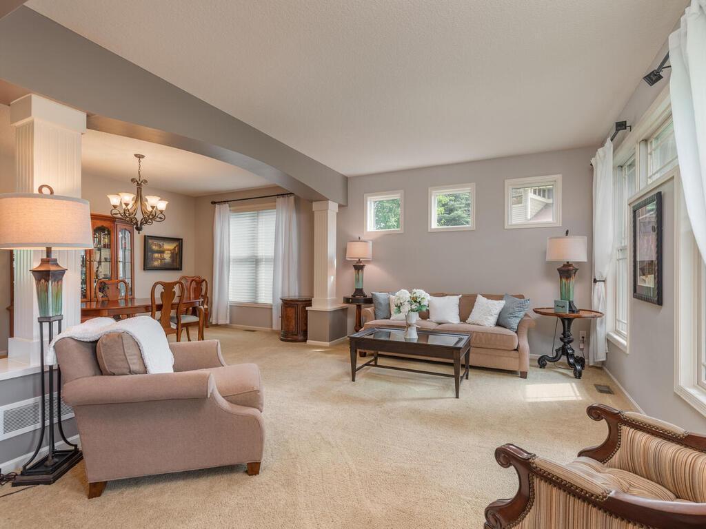 9836 Trails End Road Chanhassen, MN 55317 - Photo 9 of 59 Gallery Image 9