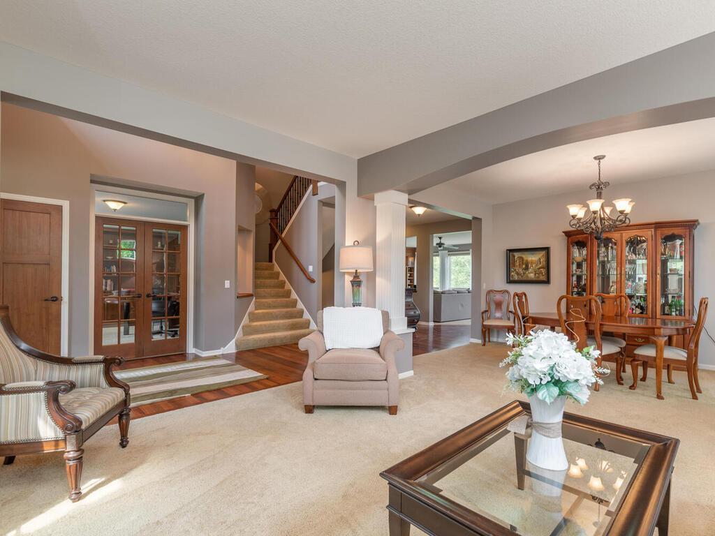 9836 Trails End Road Chanhassen, MN 55317 - Photo 10 of 59 Gallery Image 10
