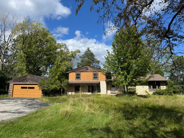 $425,000 | 114 West Mequon Road, Mequon, WI 53092
