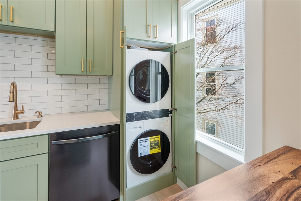 99 Beech Street Belmont, MA 02478 - Photo 8 of 42