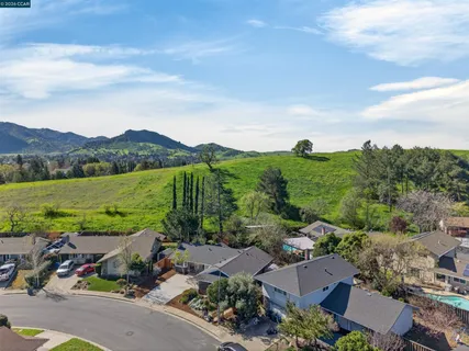 $849,000 | 1911 Meredith Court, Concord, CA 94521