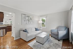 3402 Normandy Road Royal Oak, MI 48073 - Photo 8 of 32