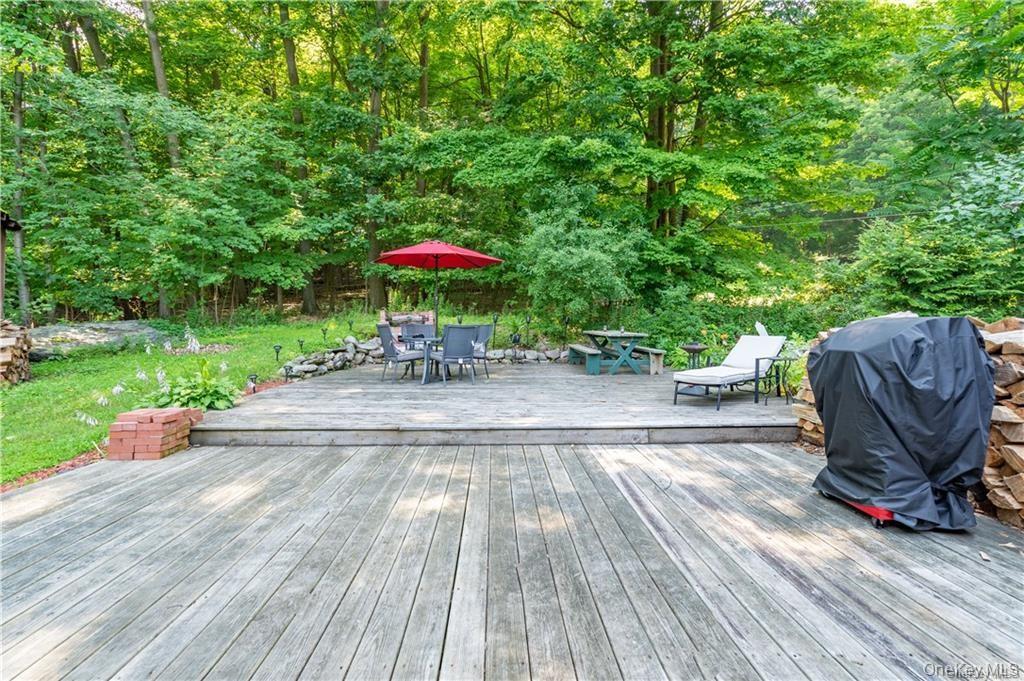 35 Peddler Hill Road Monroe, NY 10950 - Photo 23 of 23 Wooden deck featuring area for grilling