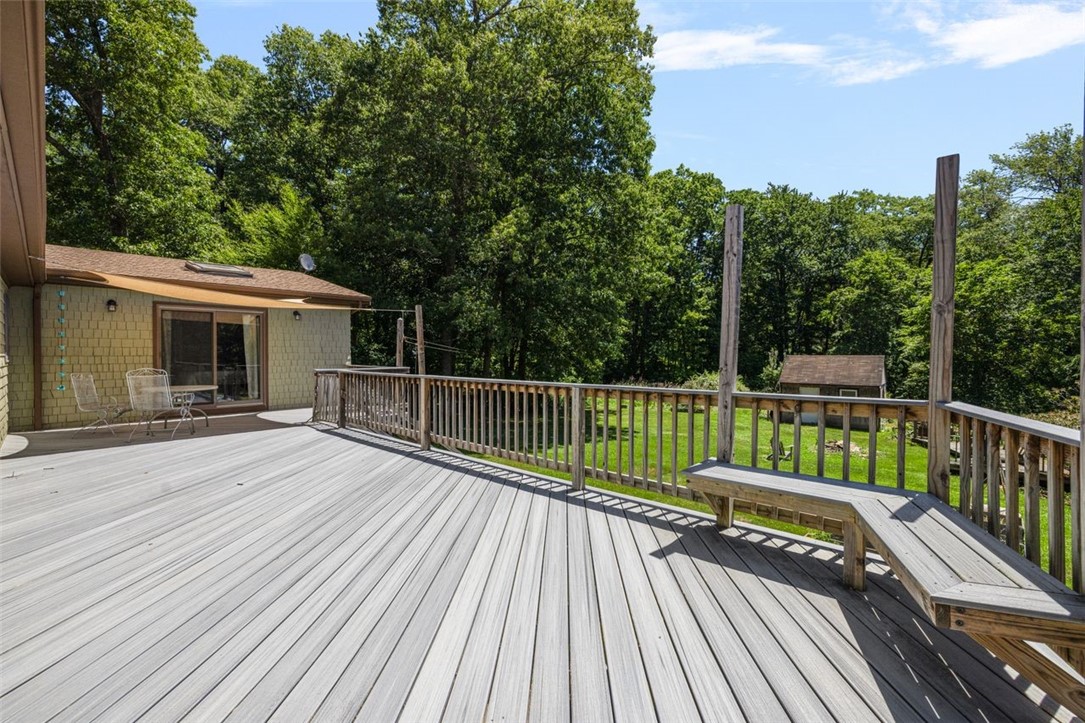 456 Rockland Road Scituate, RI 02857 - Photo 5 of 40