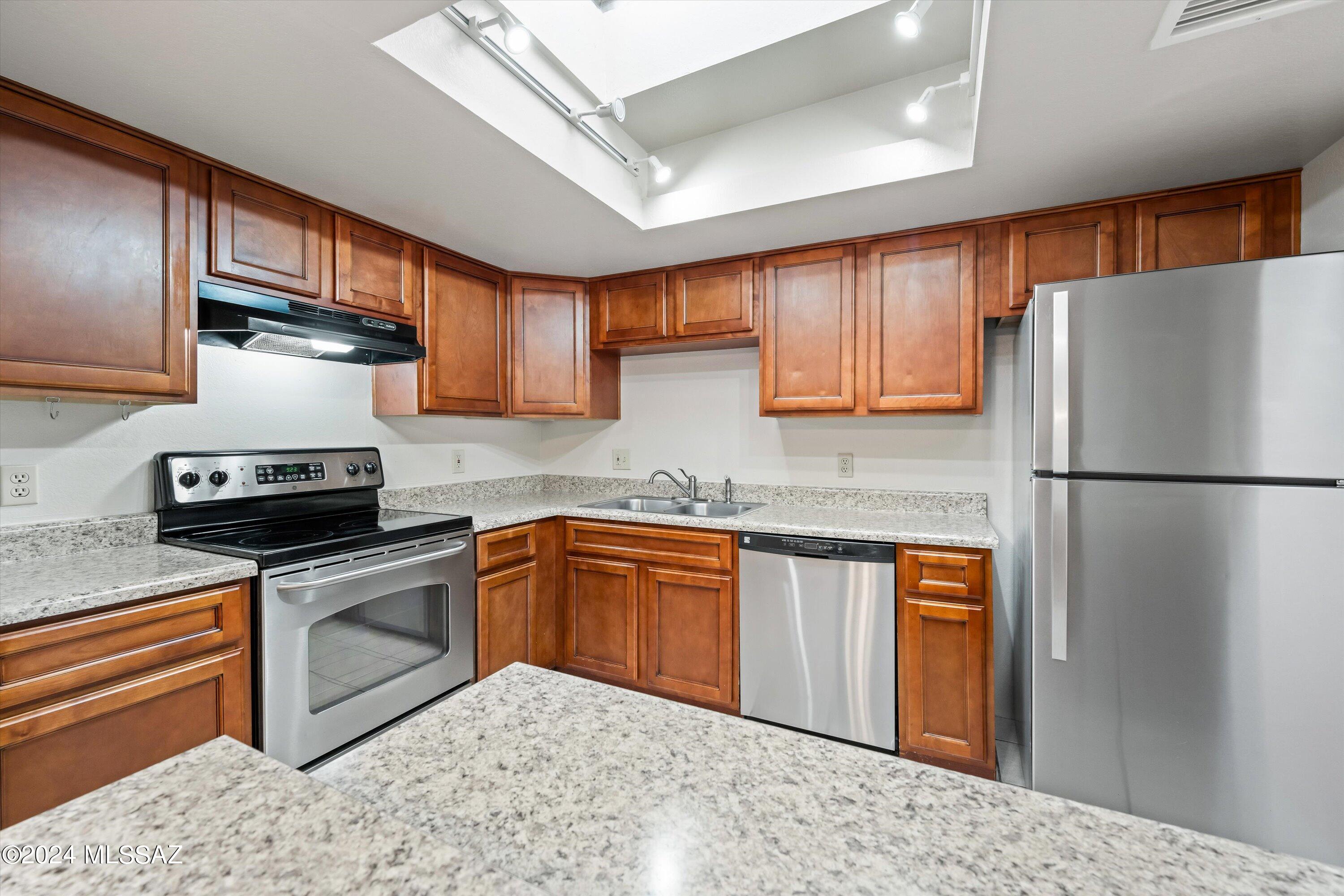 8271 North Oracle Road, Unit 245 Tucson, AZ 85704 - Photo 11 of 26 Gallery Image 11