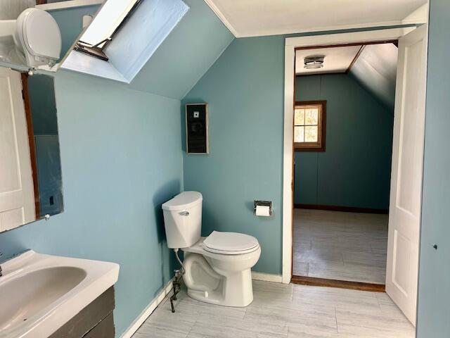 37 Twombley Road Sanford, ME 04073 - Photo 22 of 35 21 - Full Bathroom Unit 2 (second level)