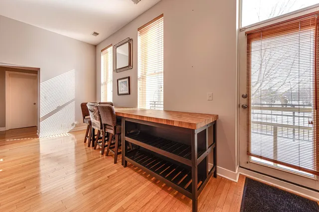 $3,600 | 210 Leonard Wood South, Unit 101, Highland Park, IL 60035