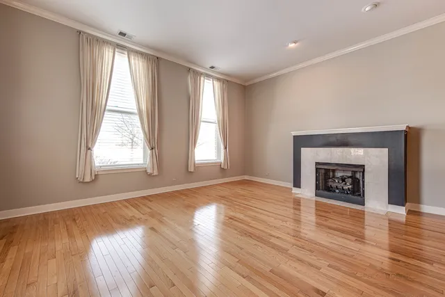 $3,600 | 210 Leonard Wood South, Unit 101, Highland Park, IL 60035