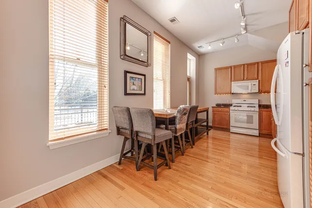 $3,600 | 210 Leonard Wood South, Unit 101, Highland Park, IL 60035