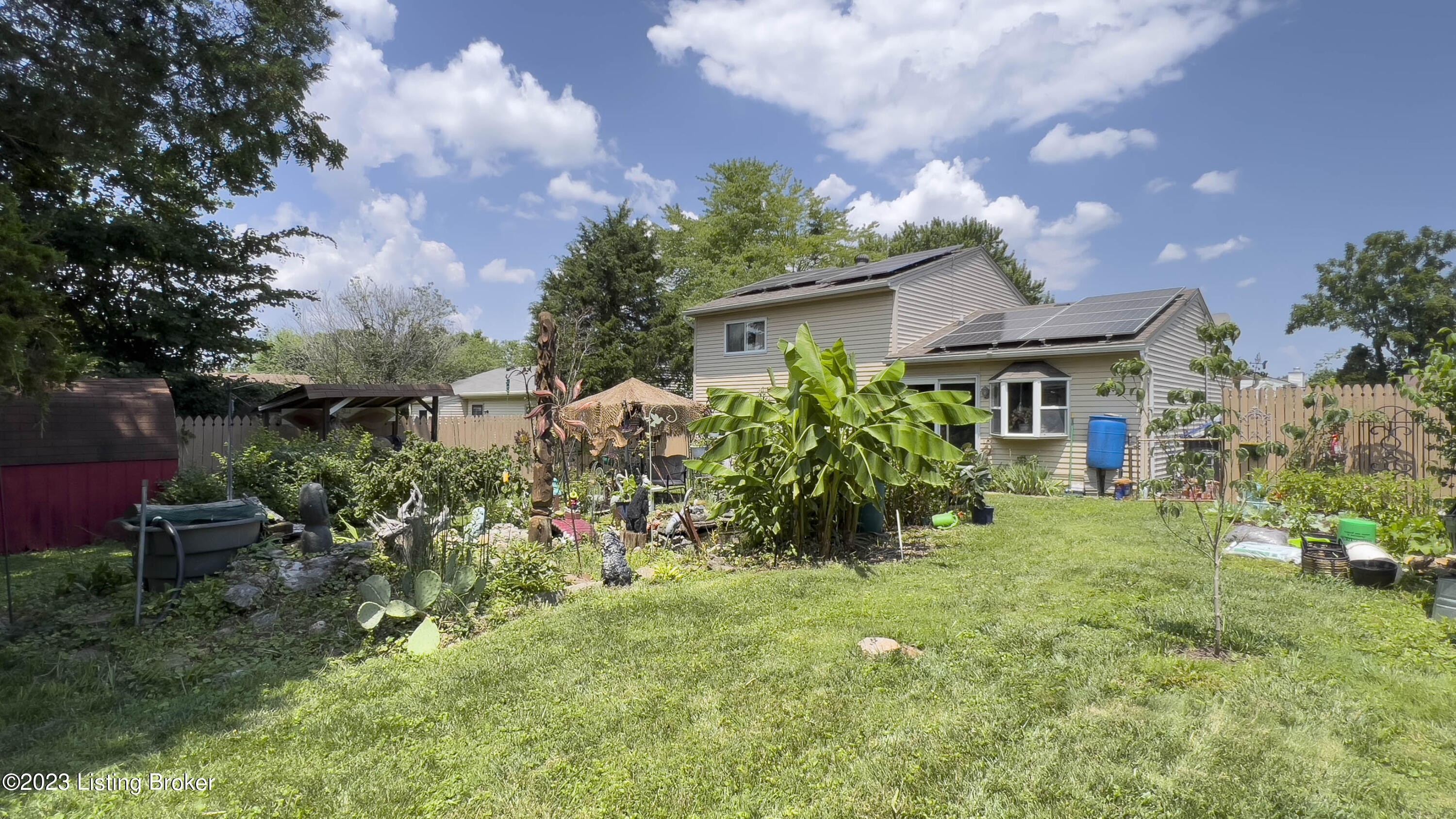 5004 Woodsend Road Louisville, KY 40229 - Photo 32 of 43 5004 Woodsend Rd-132